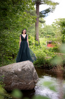 2025 outside mini photo session - several clients