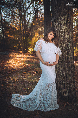 Maternity lace petit dress photo session by Edilane Silva photography in Hudson, MA